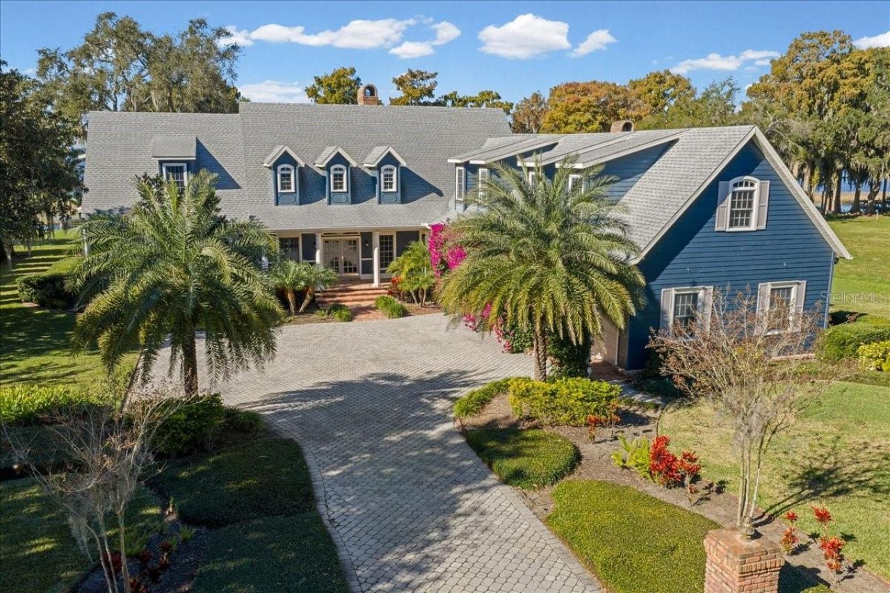 1200 Peninsula Drive, Tavares, FL 32778 Photo