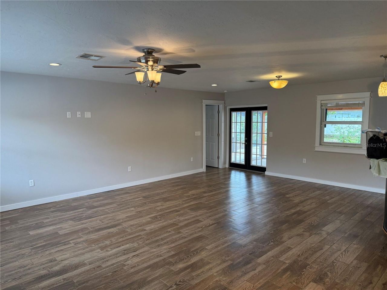 98 Dade Avenue, Sarasota, FL 34232 Photo