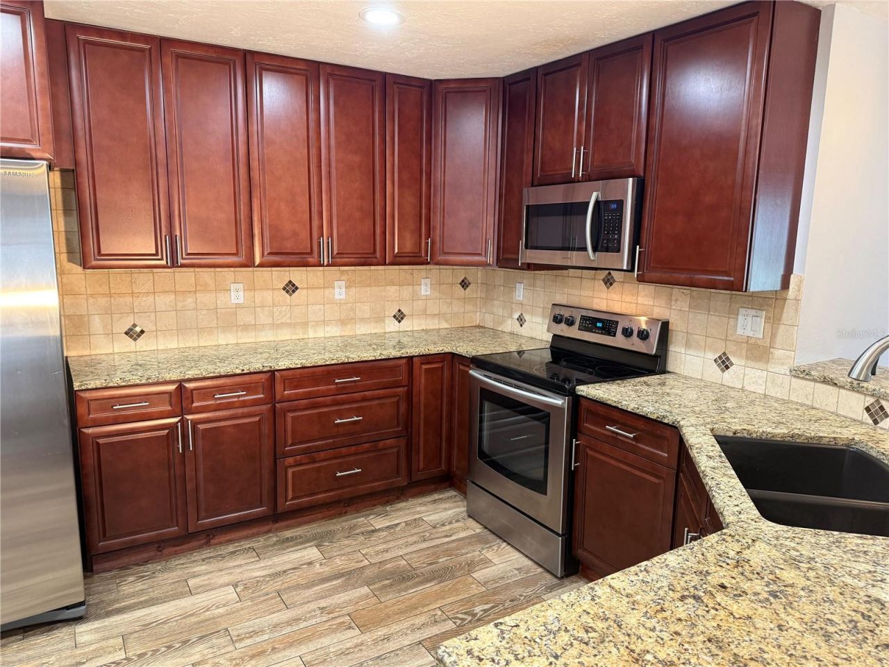 98 Dade Avenue, Sarasota, FL 34232 Photo