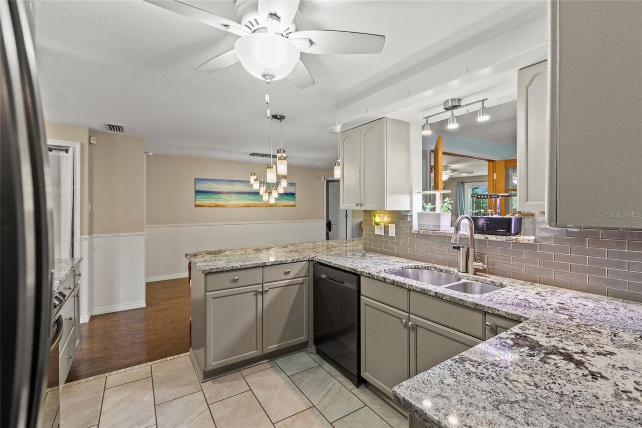 6401 36th Avenue W, Bradenton, FL 34209 Photo