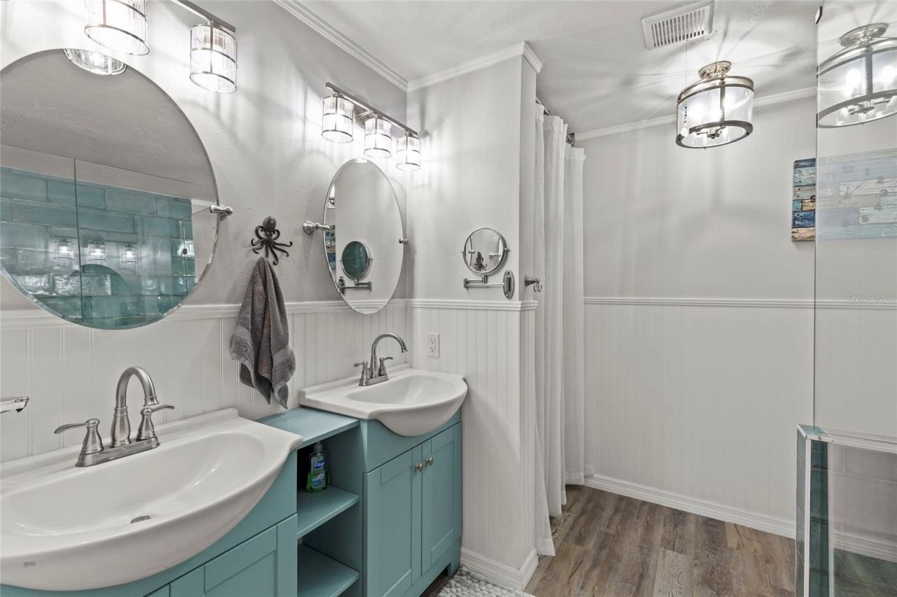 6401 36th Avenue W, Bradenton, FL 34209 Photo