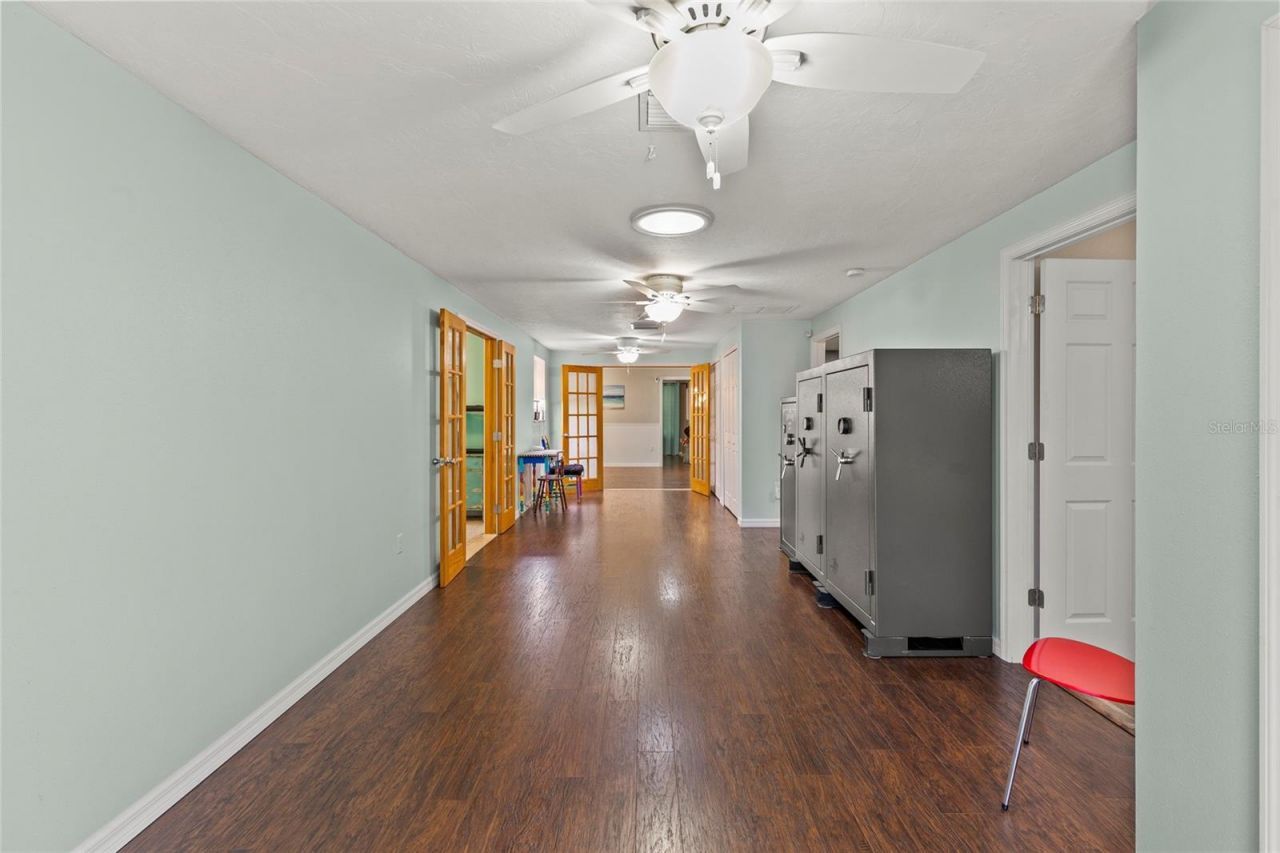 6401 36th Avenue W, Bradenton, FL 34209 Photo