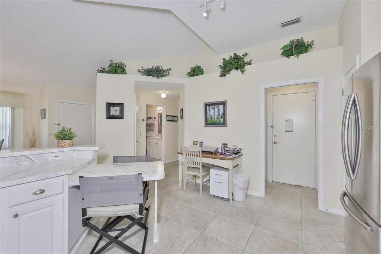 2012 Nantucket Drive, Unit 22, Sun City Center, FL 33573 Photo