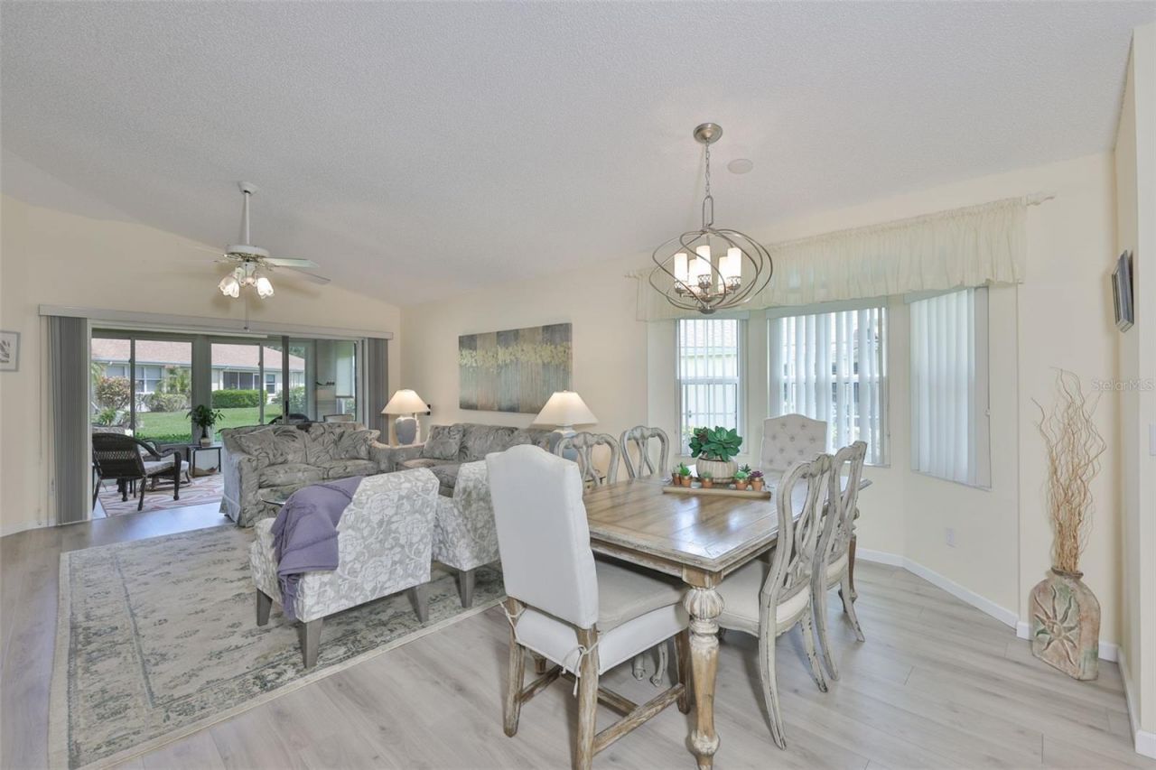 2012 Nantucket Drive, Unit 22, Sun City Center, FL 33573 Photo