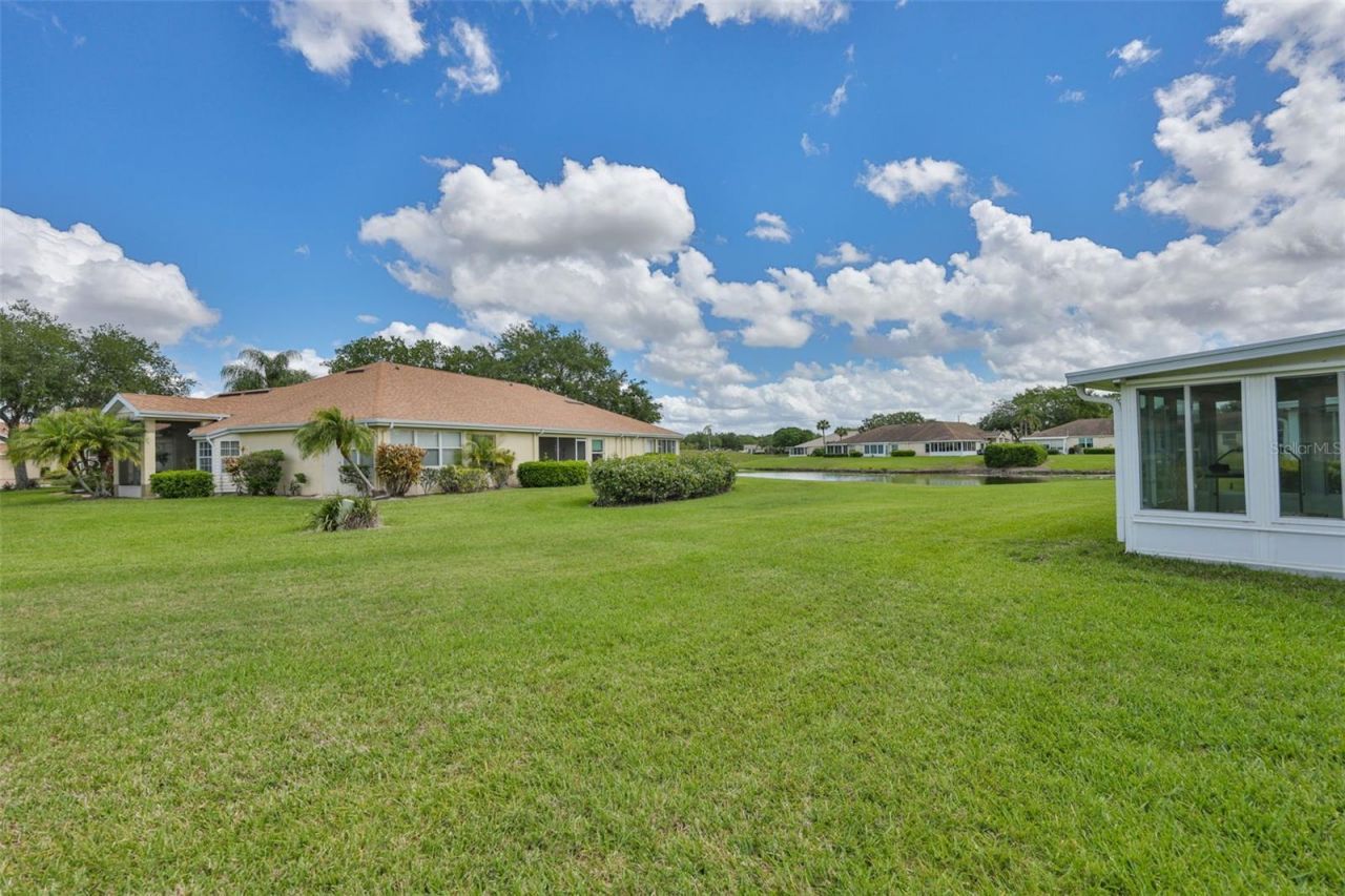 2012 Nantucket Drive, Unit 22, Sun City Center, FL 33573 Photo