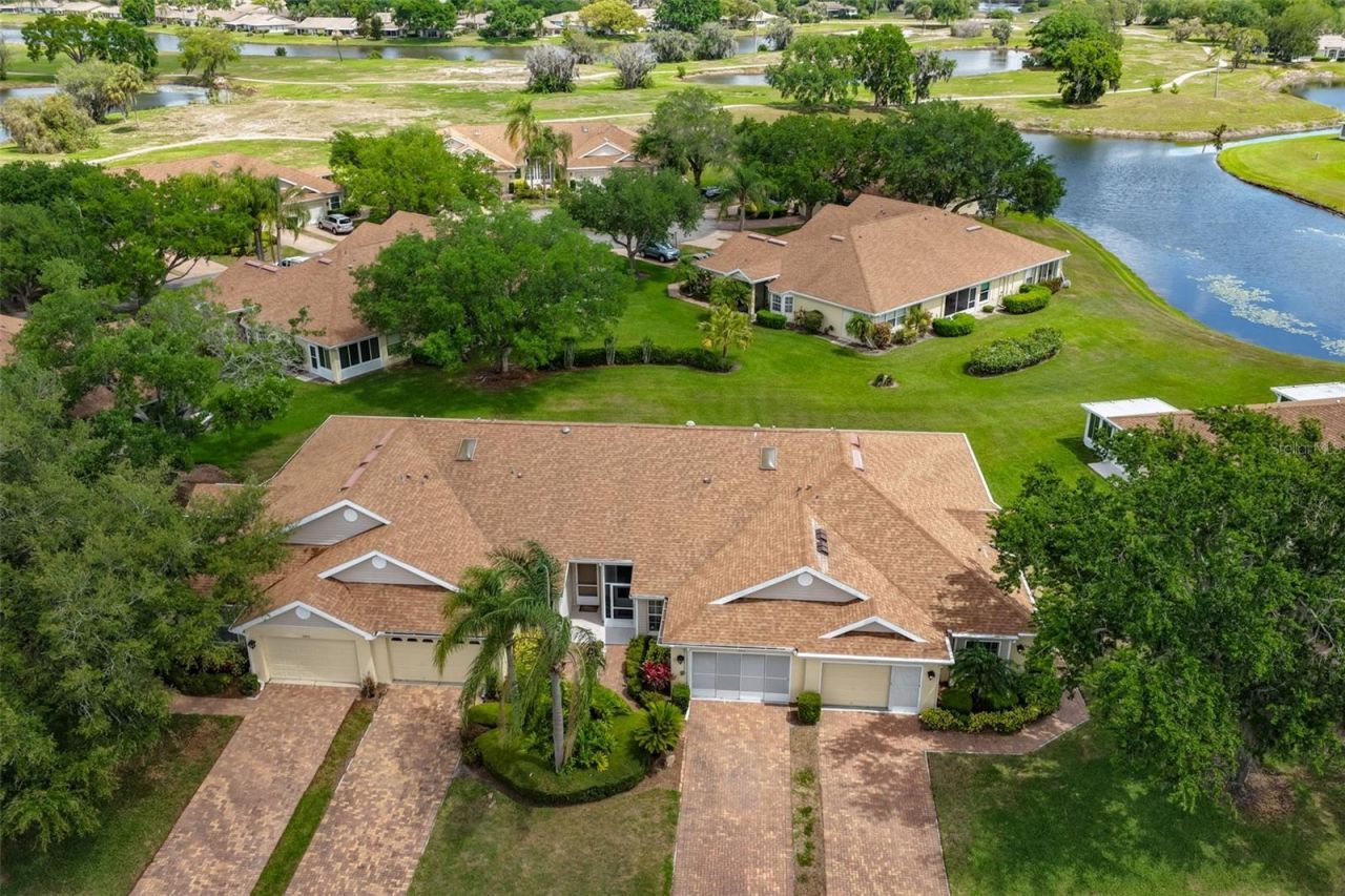2012 Nantucket Drive, Unit 22, Sun City Center, FL 33573 Photo