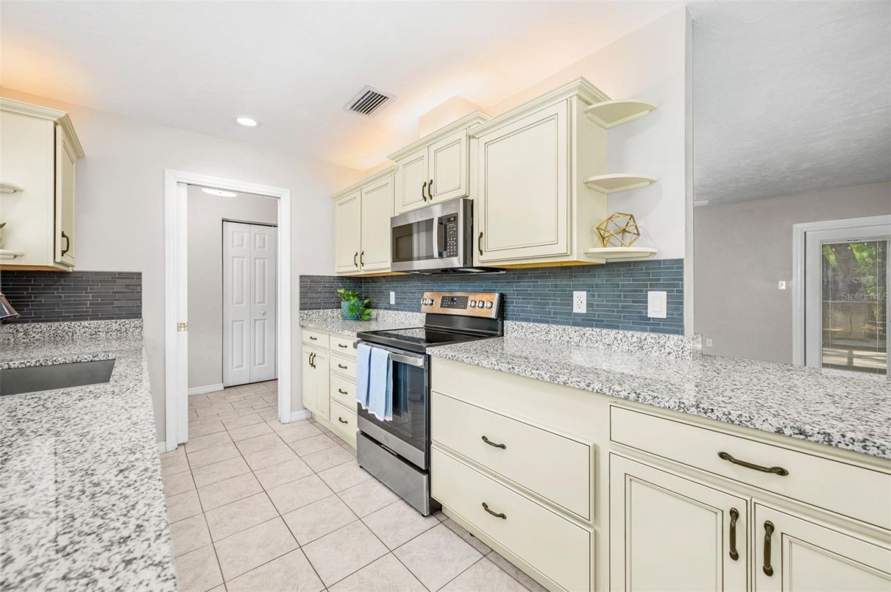 6820 SW 78th Street, Gainesville, FL 32608 Photo