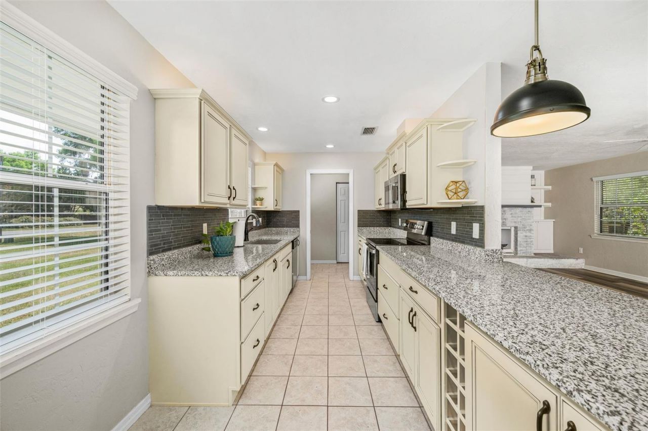 6820 SW 78th Street, Gainesville, FL 32608 Photo