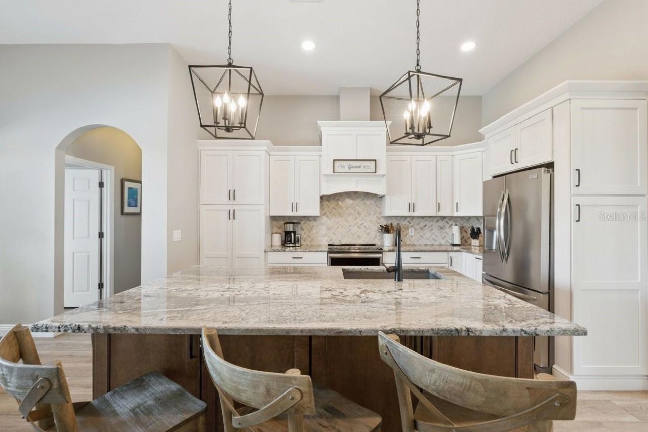 16805 Beauclaire Court, Tavares, FL 32778 Photo