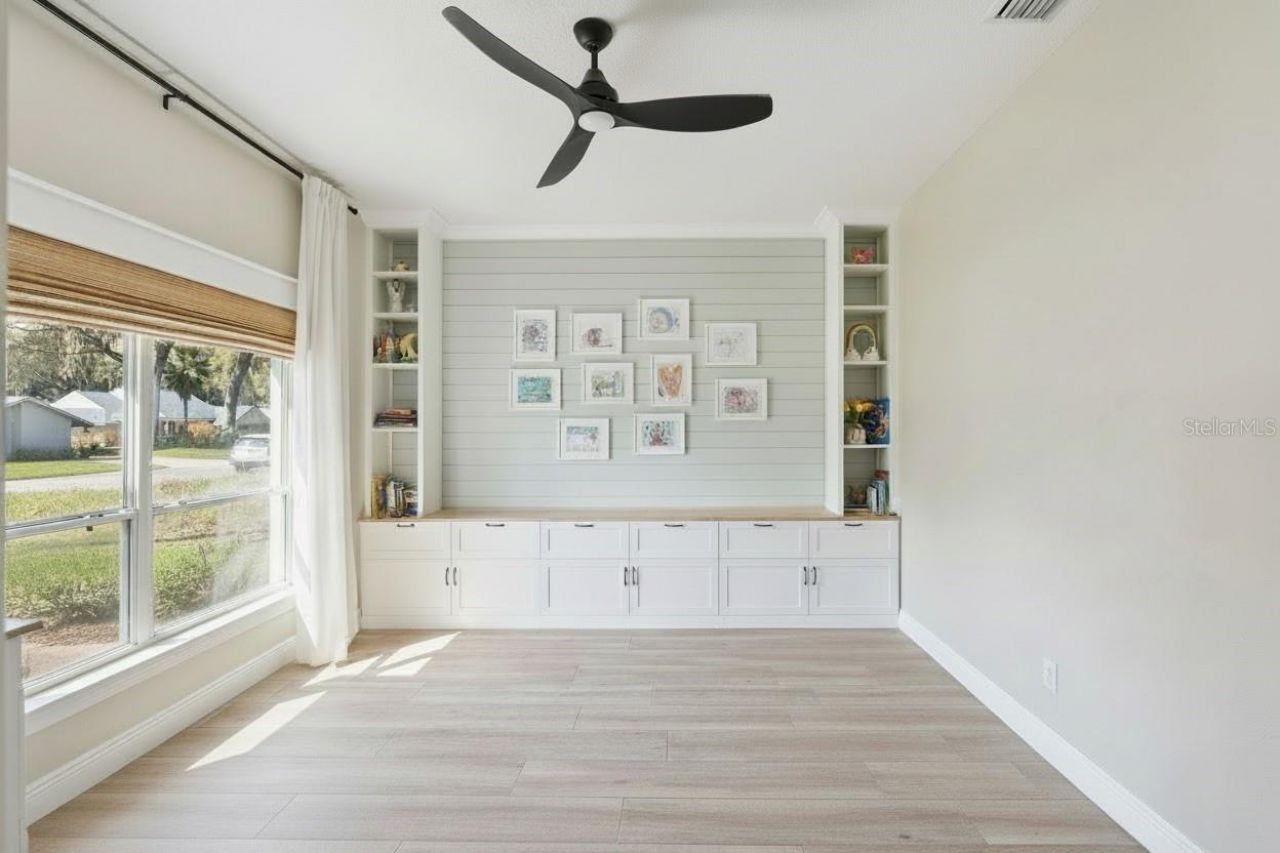 16805 Beauclaire Court, Tavares, FL 32778 Photo