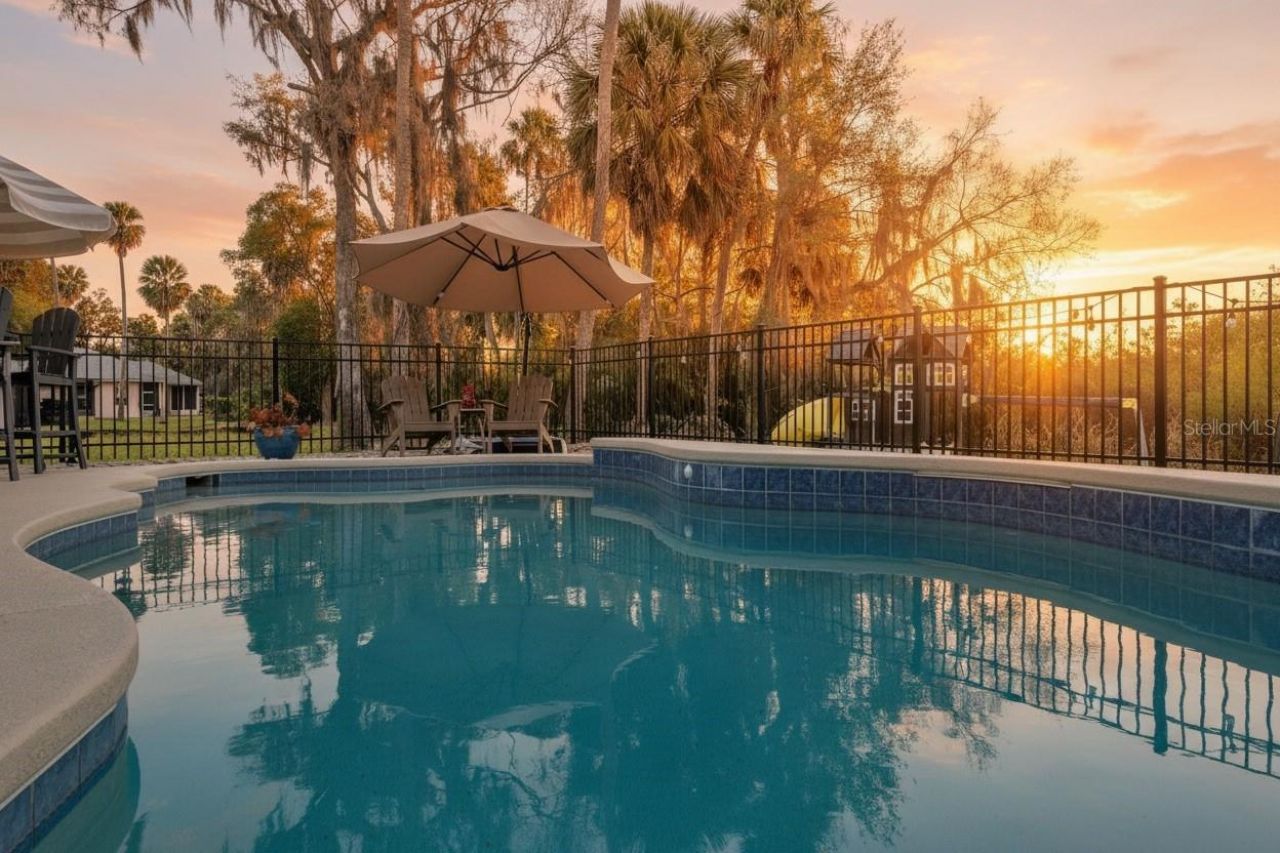 16805 Beauclaire Court, Tavares, FL 32778 Photo