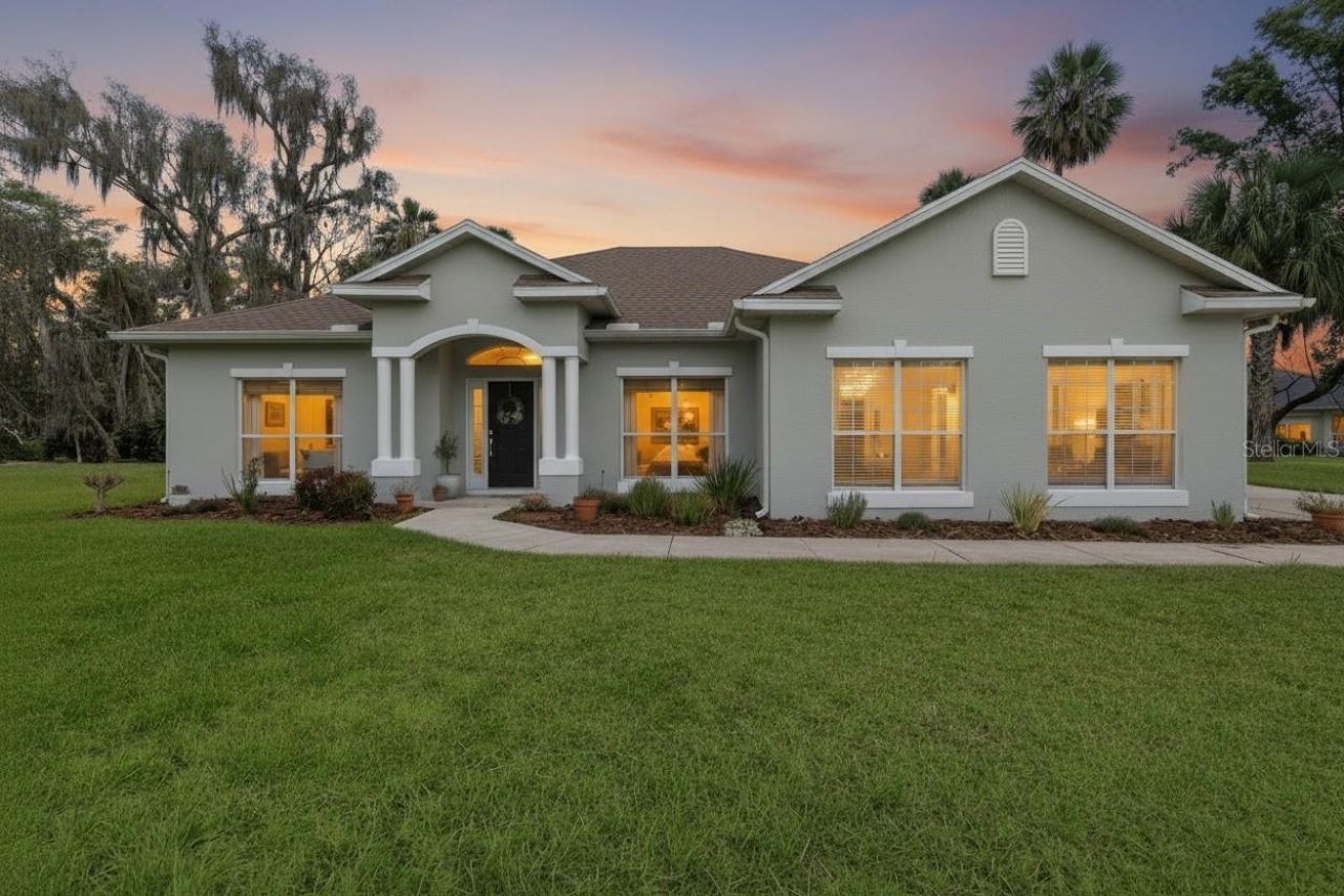 16805 Beauclaire Court, Tavares, FL 32778 Photo