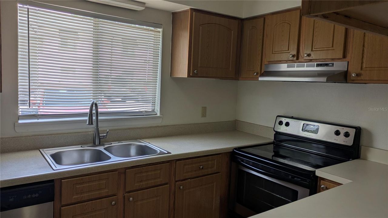 4401 S Semoran Boulevard, Unit 9, Orlando, FL 32822 Photo