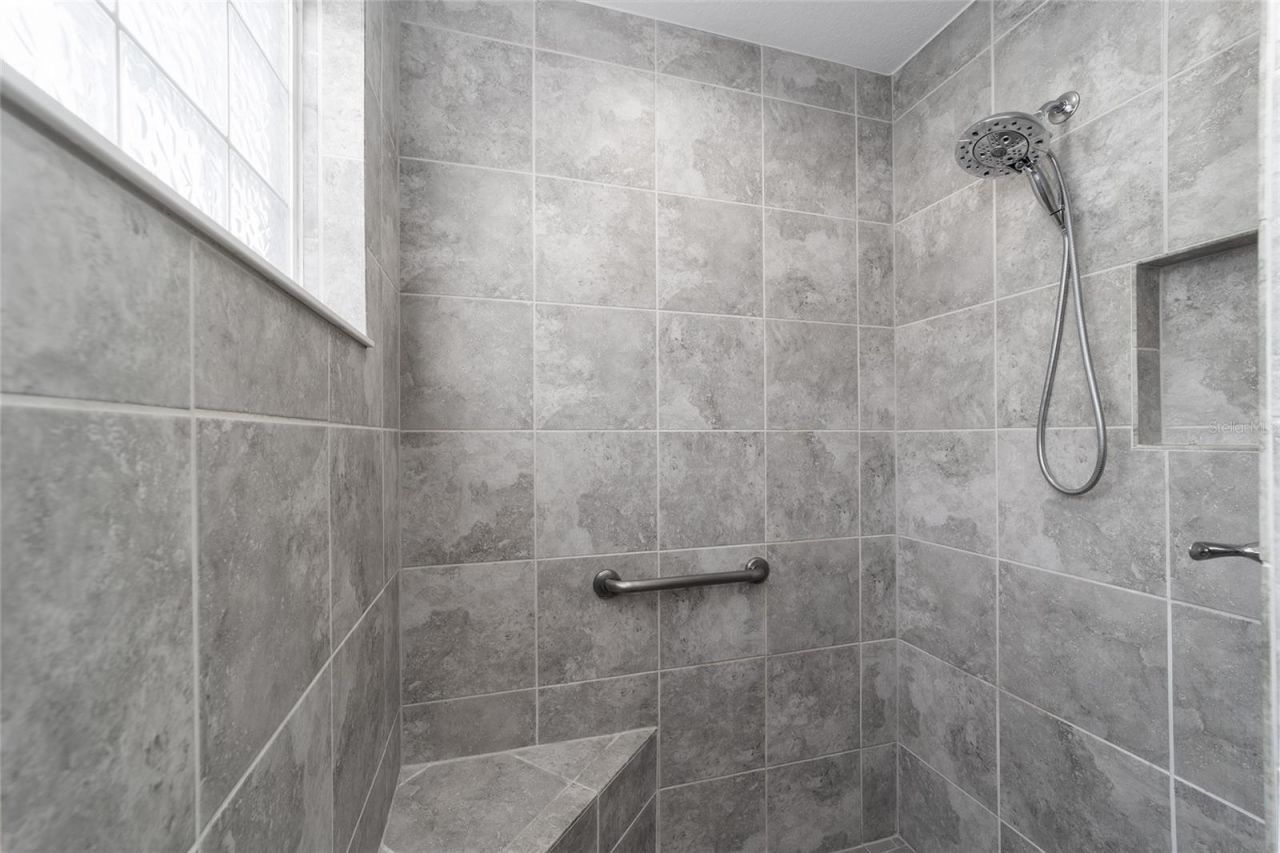 3335 Rohan Road, Oxford, FL 34484 Photo