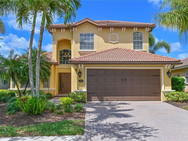 210 WINDING RIVER TRAIL , BRADENTON, FL 34212