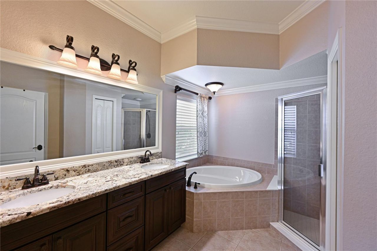 210 Winding River Trail , Bradenton, FL 34212 Photo