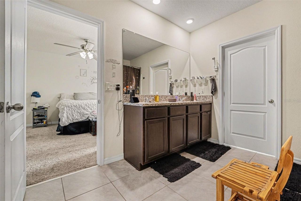 502 Autumn Stream Drive, Auburndale, FL 33823 Photo