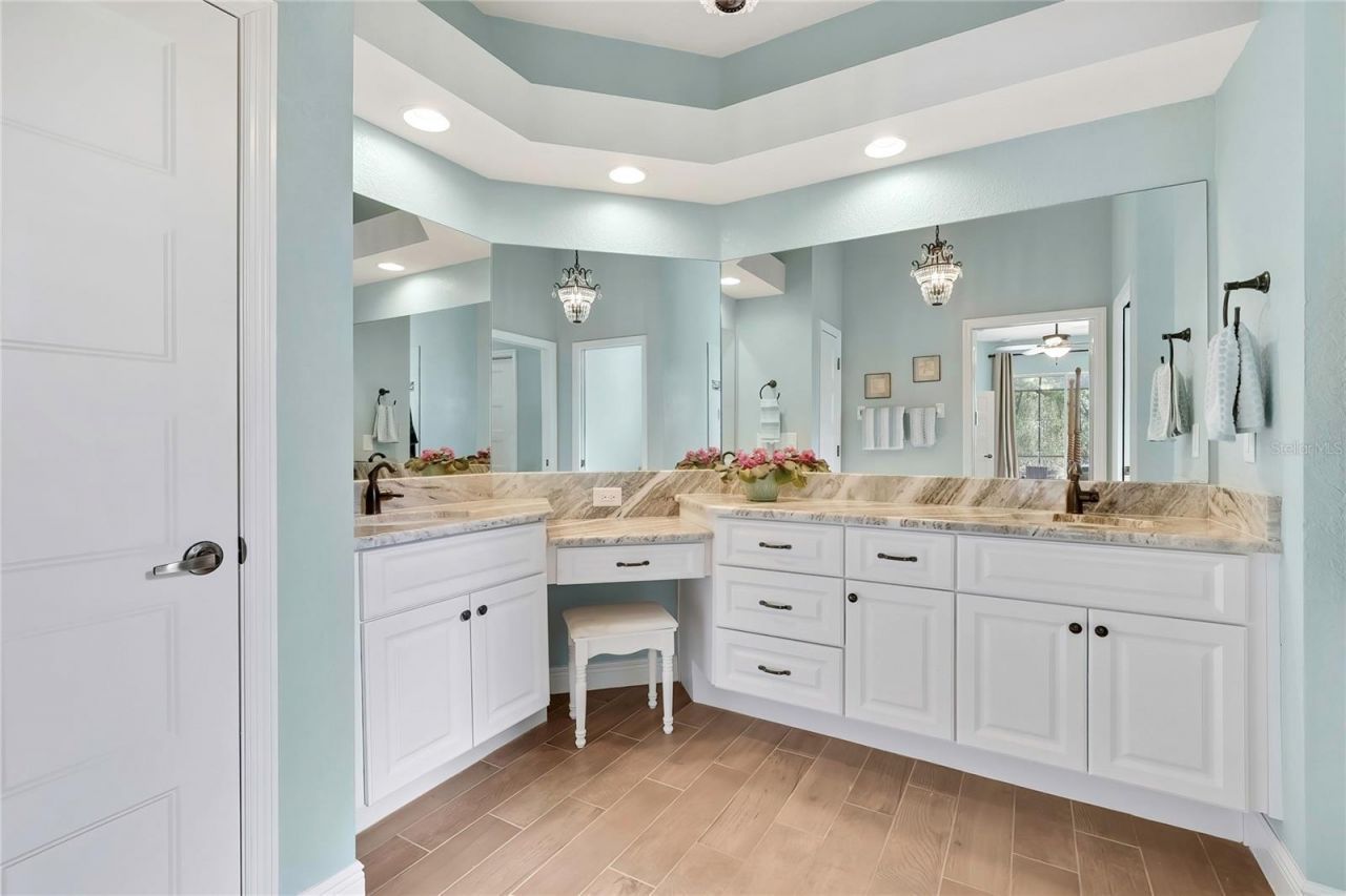 13020 Osprey Avenue , Weeki Wachee, FL 34614 Photo