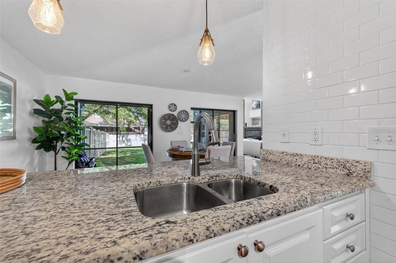 713 Caya Costa Court Ne, Saint Petersburg, FL 33702 Photo