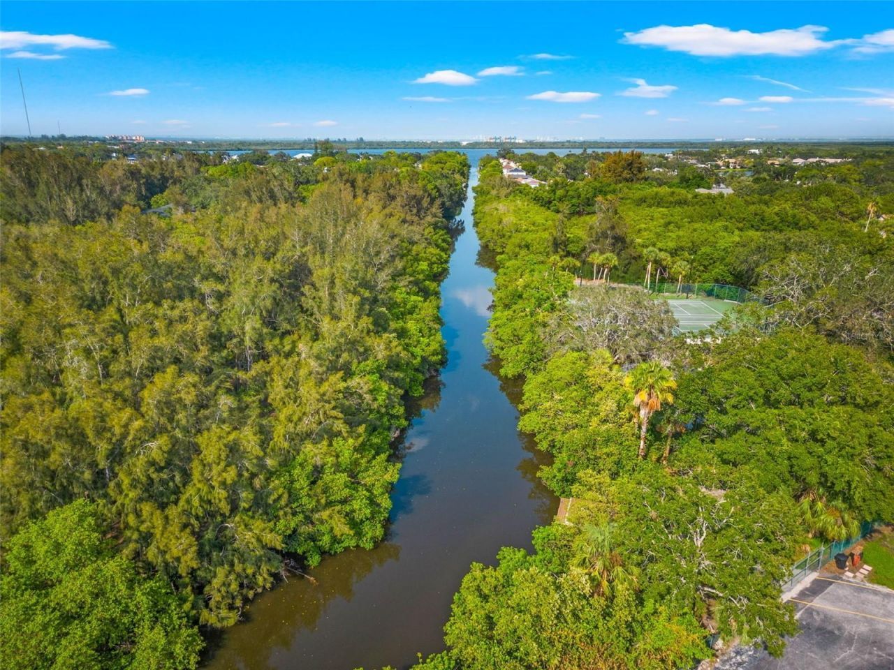 713 Caya Costa Court Ne, Saint Petersburg, FL 33702 Photo