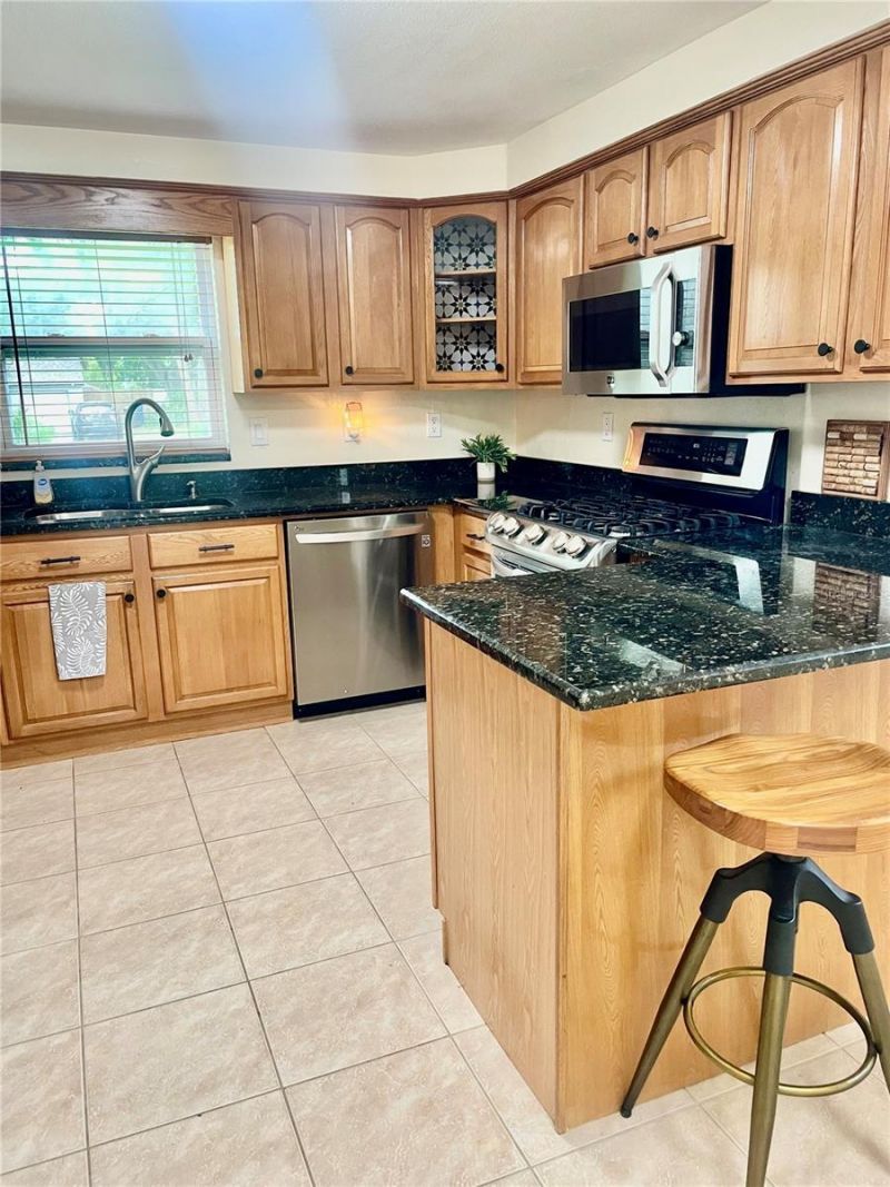 8074 37th Avenue N, Saint Petersburg, FL 33710 Photo