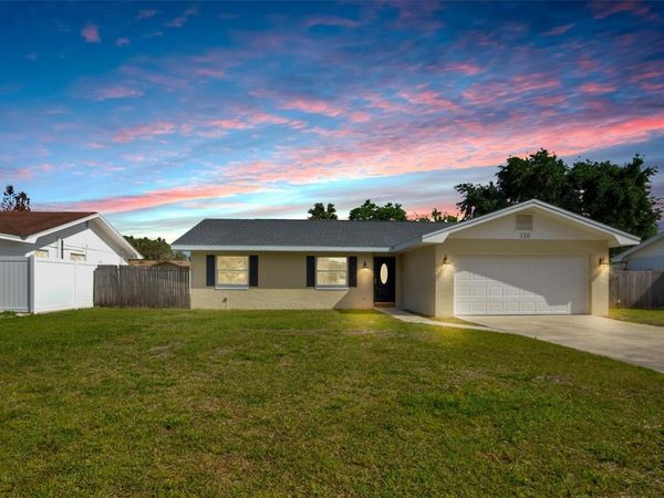 120 SANDBURG LANE , WINTER HAVEN, FL 33884