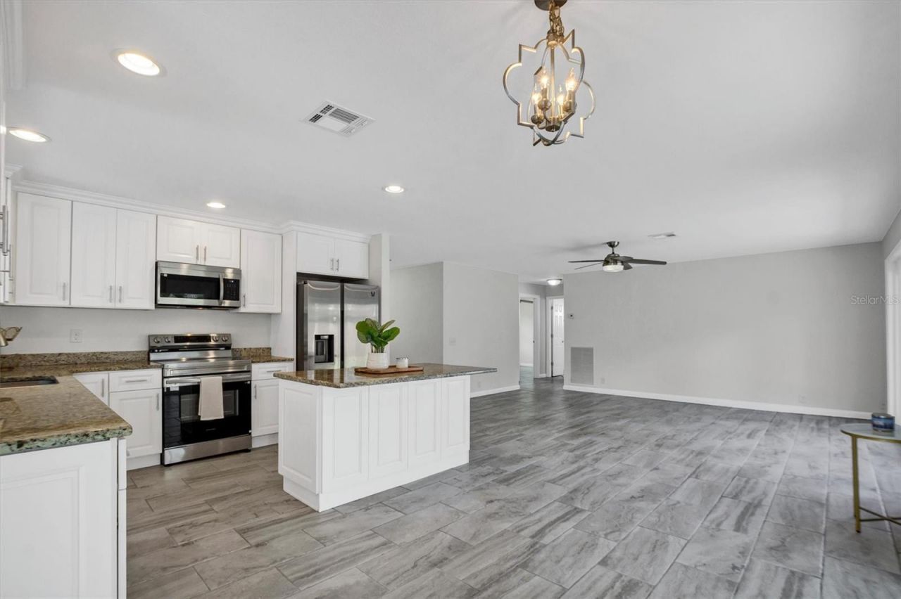 120 Sandburg Lane , Winter Haven, FL 33884 Photo