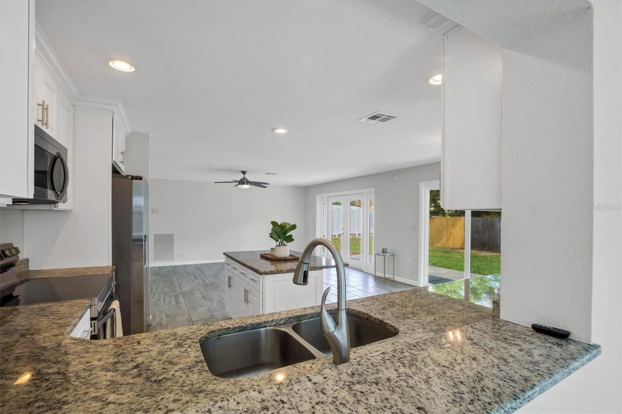 120 Sandburg Lane , Winter Haven, FL 33884 Photo