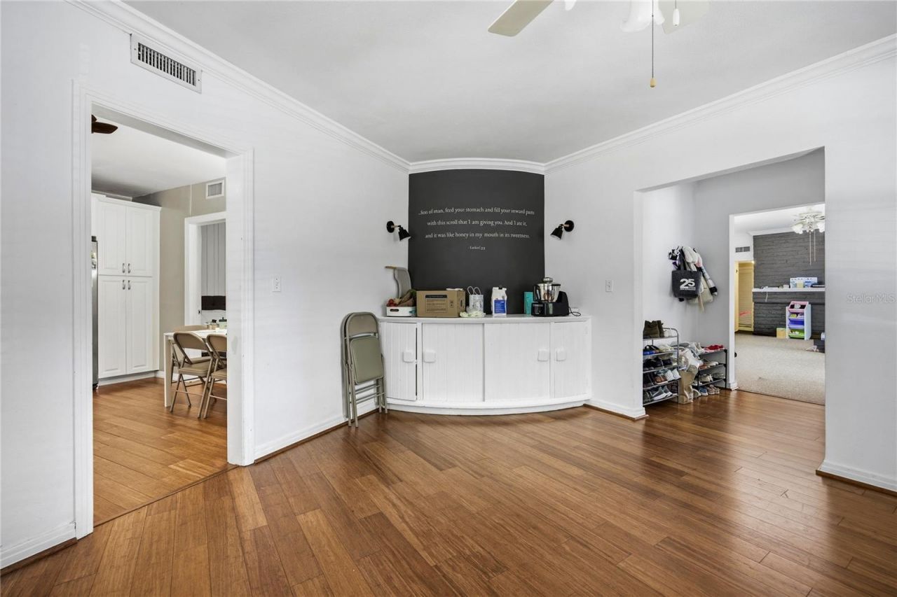 2110 NW 3rd Place, Gainesville, FL 32603 Photo