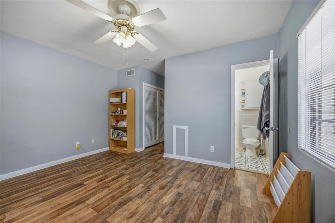 2110 NW 3rd Place, Gainesville, FL 32603 Photo