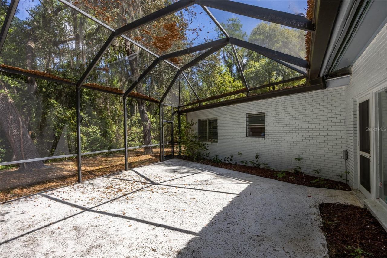 2110 NW 3rd Place, Gainesville, FL 32603 Photo