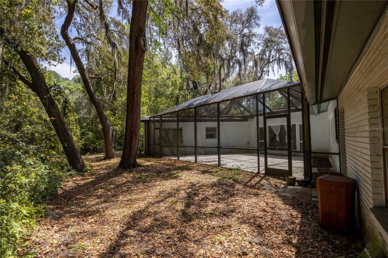 2110 NW 3rd Place, Gainesville, FL 32603 Photo