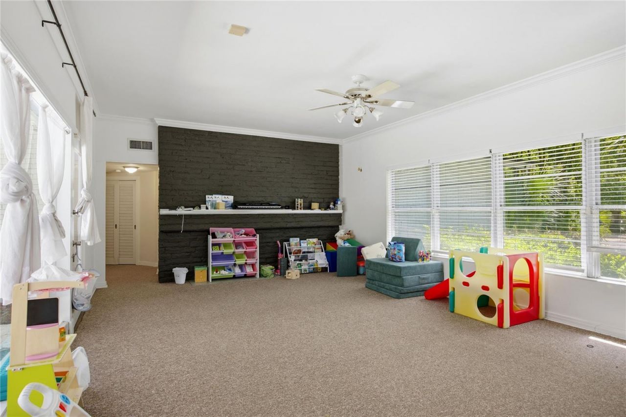 2110 NW 3rd Place, Gainesville, FL 32603 Photo