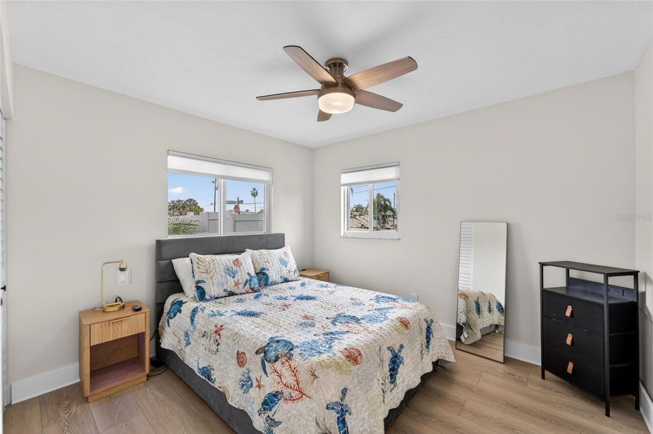 2 79th Street S, Saint Petersburg, FL 33707 Photo