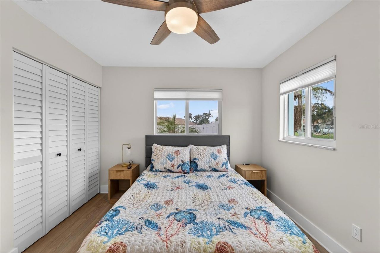 2 79th Street S, Saint Petersburg, FL 33707 Photo