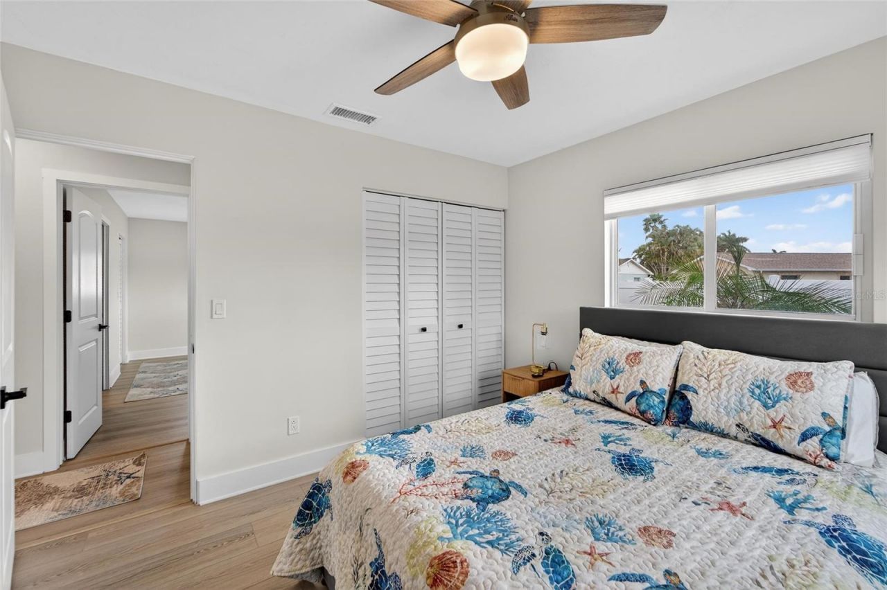 2 79th Street S, Saint Petersburg, FL 33707 Photo