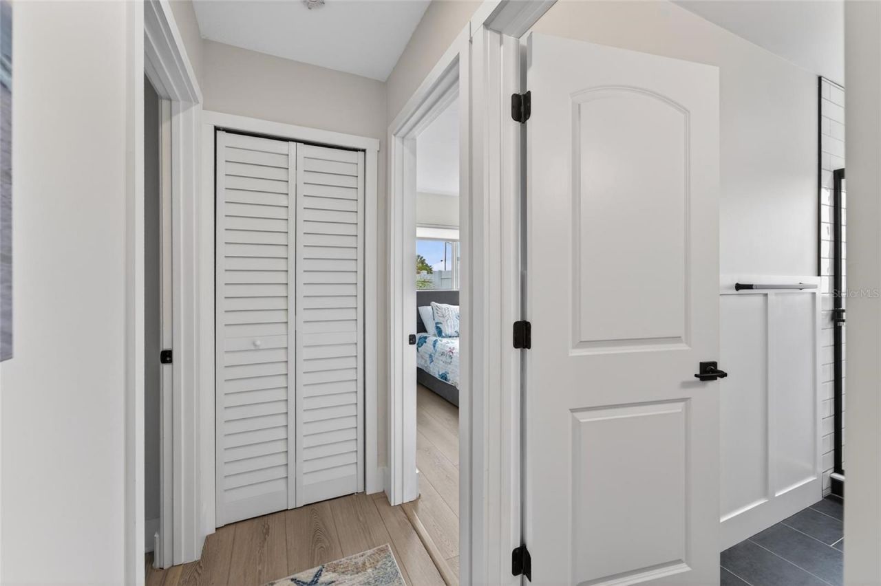 2 79th Street S, Saint Petersburg, FL 33707 Photo