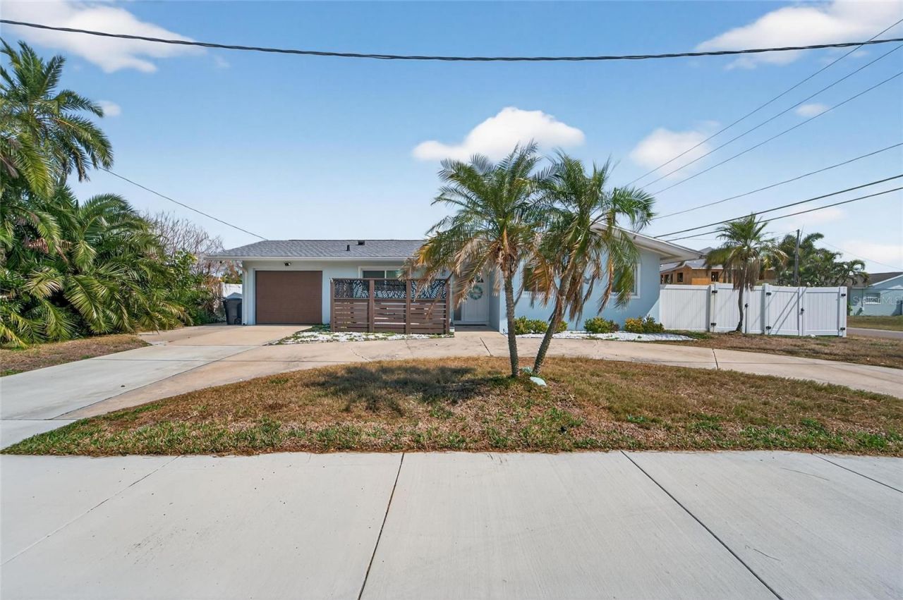 2 79th Street S, Saint Petersburg, FL 33707 Photo