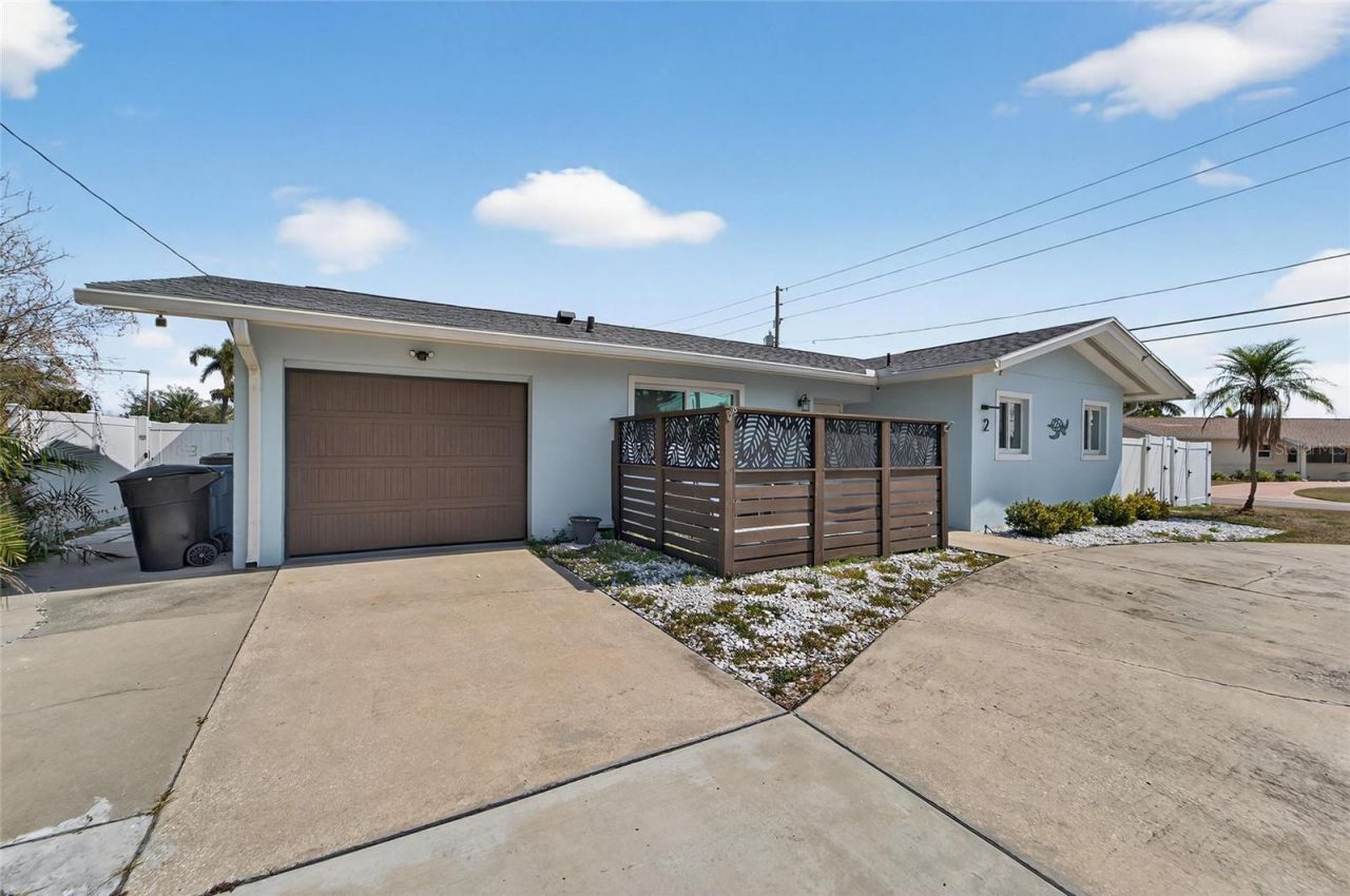 2 79th Street S, Saint Petersburg, FL 33707 Photo