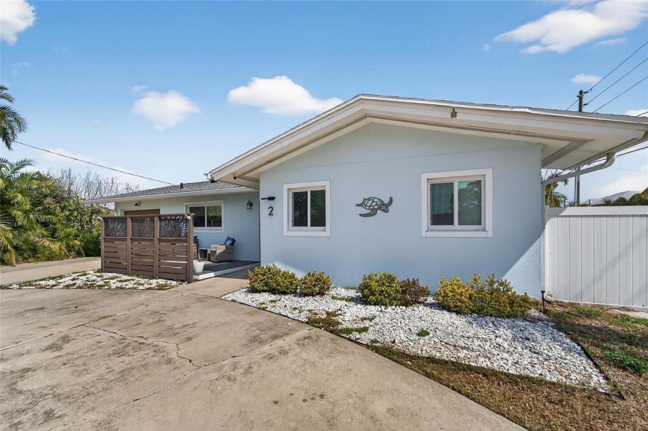 2 79th Street S, Saint Petersburg, FL 33707 Photo