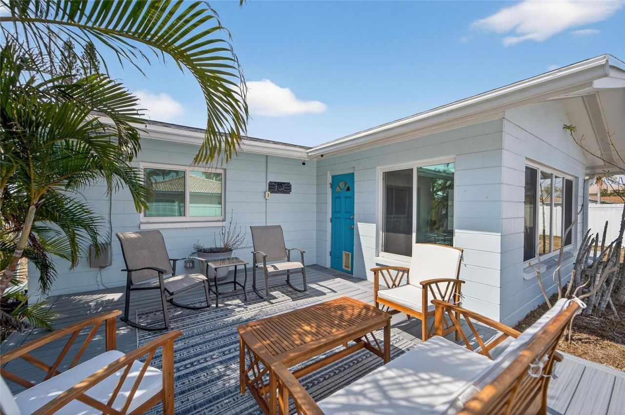 2 79th Street S, Saint Petersburg, FL 33707 Photo