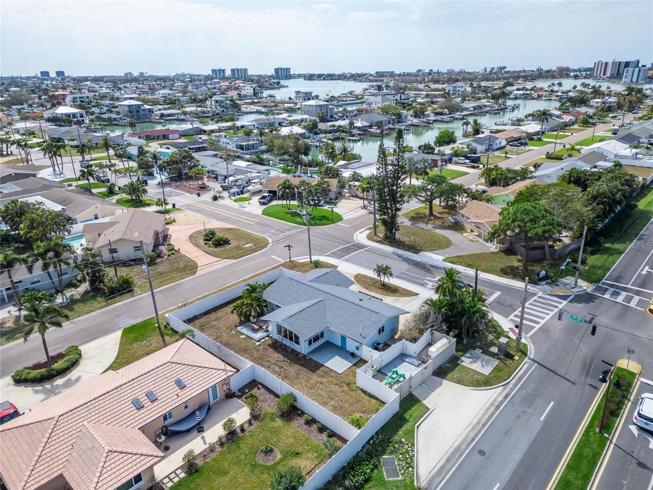 2 79th Street S, Saint Petersburg, FL 33707 Photo