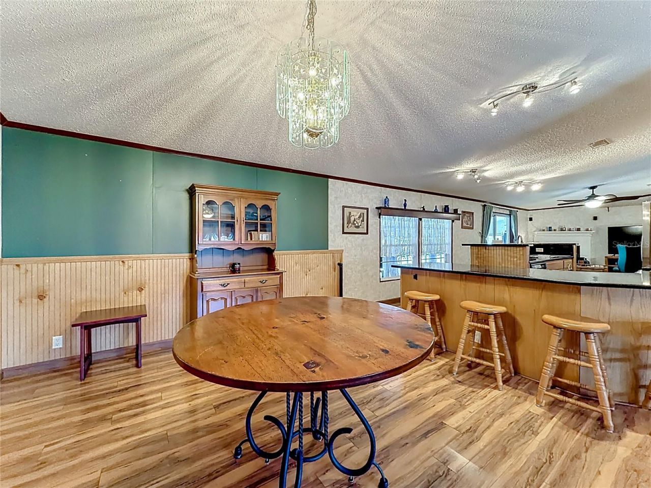 1658 Elkhart Circle, Tavares, FL 32778 Photo