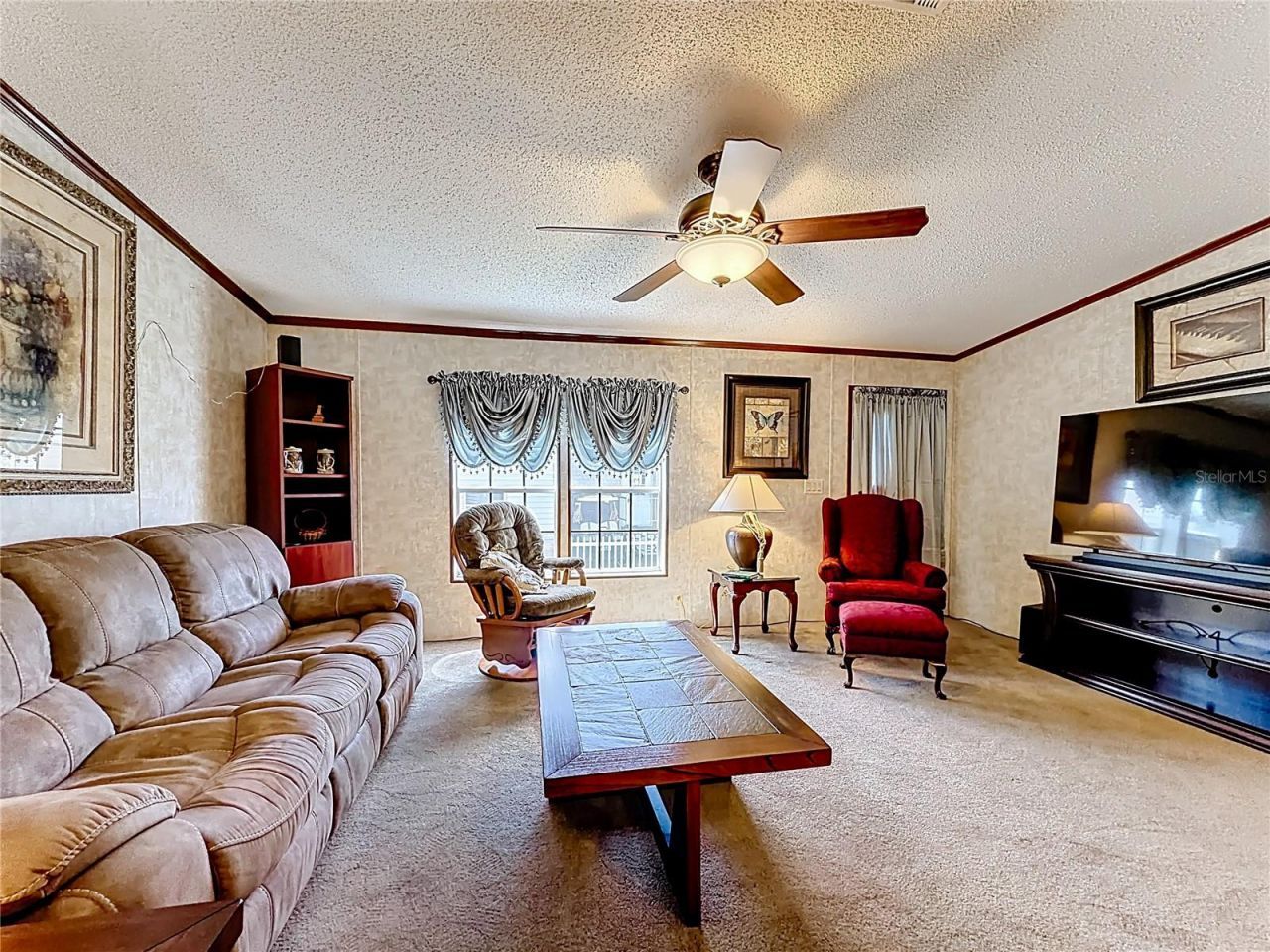 1658 Elkhart Circle, Tavares, FL 32778 Photo