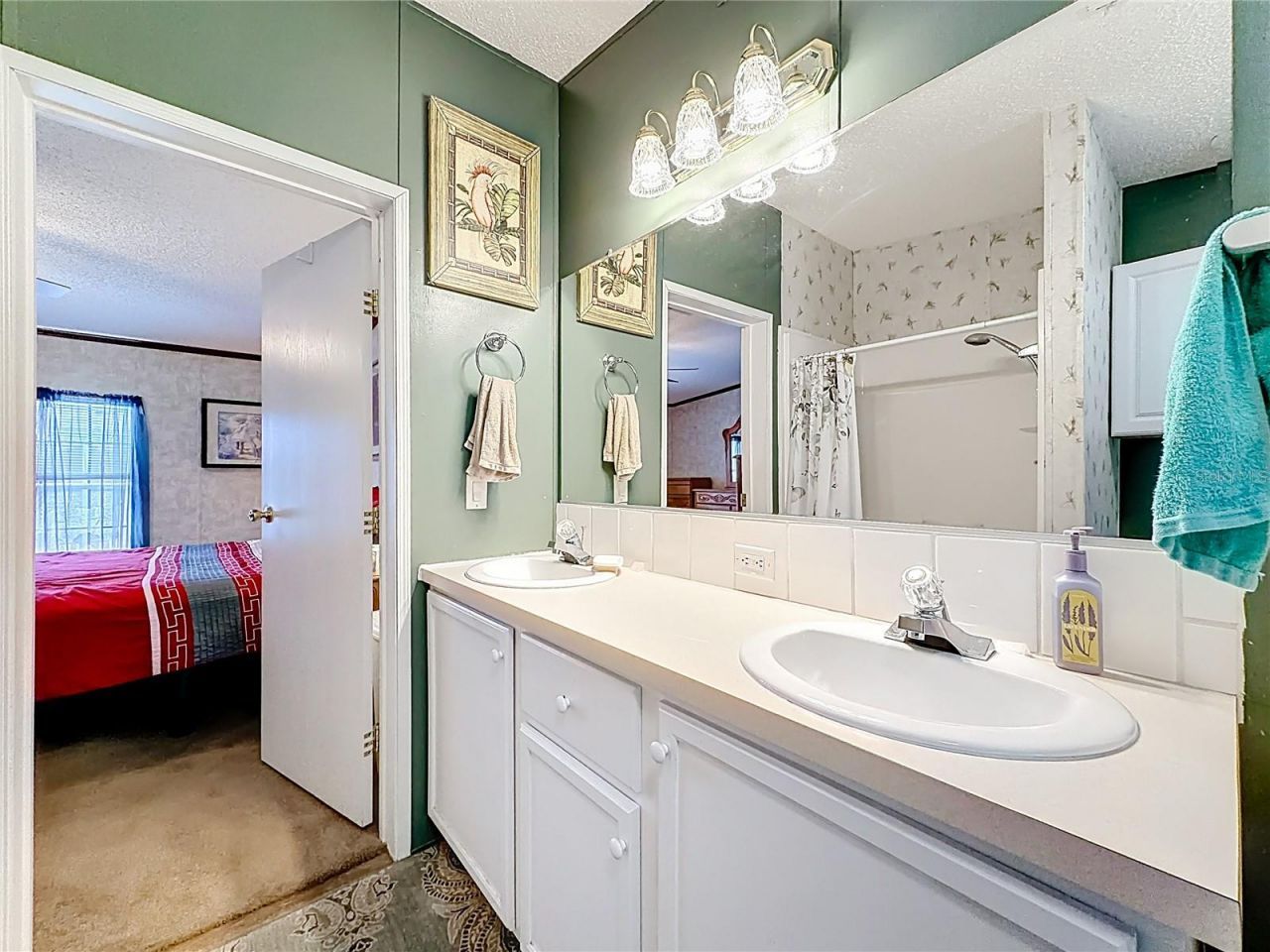 1658 Elkhart Circle, Tavares, FL 32778 Photo