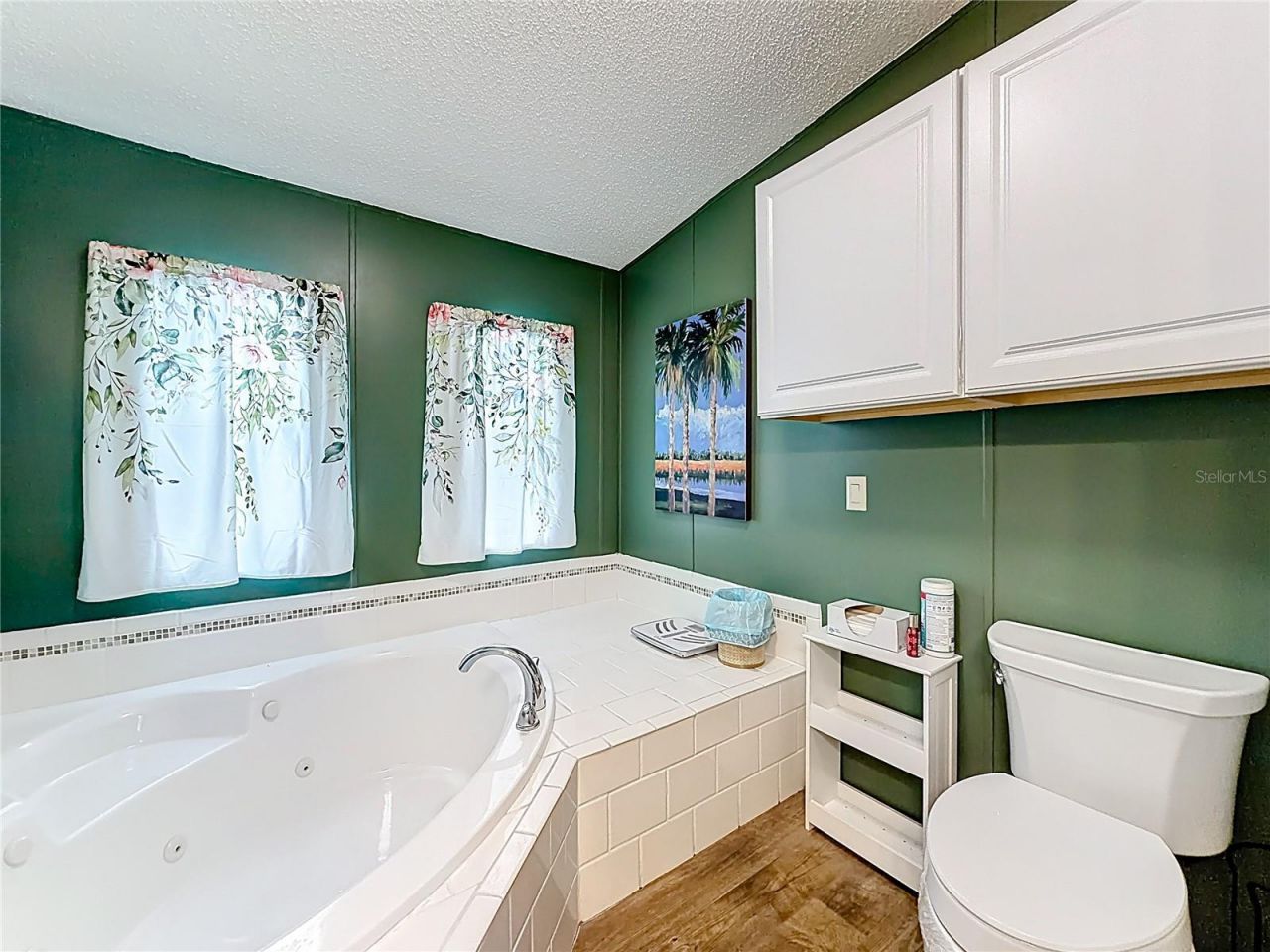 1658 Elkhart Circle, Tavares, FL 32778 Photo