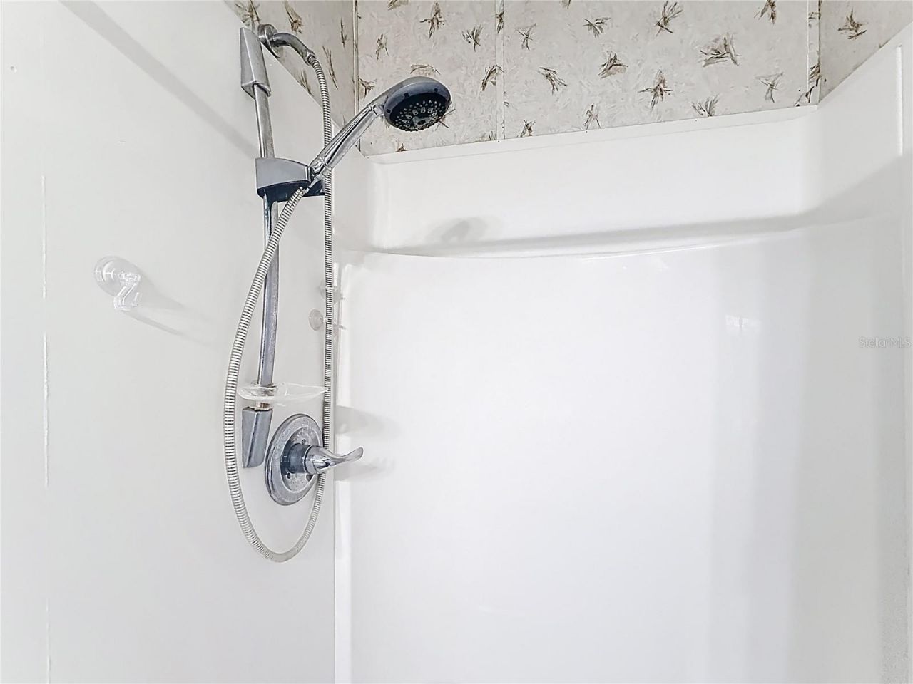 1658 Elkhart Circle, Tavares, FL 32778 Photo