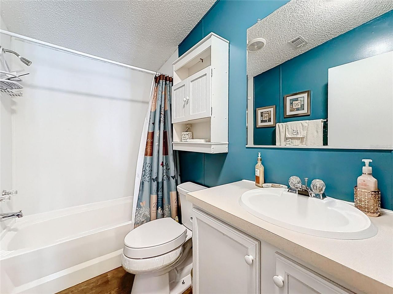 1658 Elkhart Circle, Tavares, FL 32778 Photo