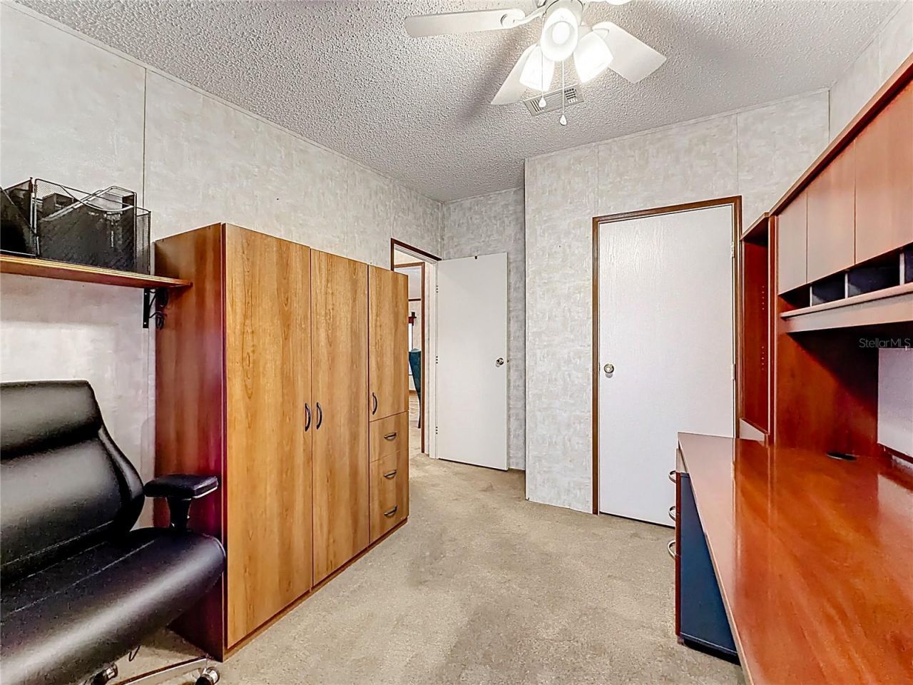 1658 Elkhart Circle, Tavares, FL 32778 Photo