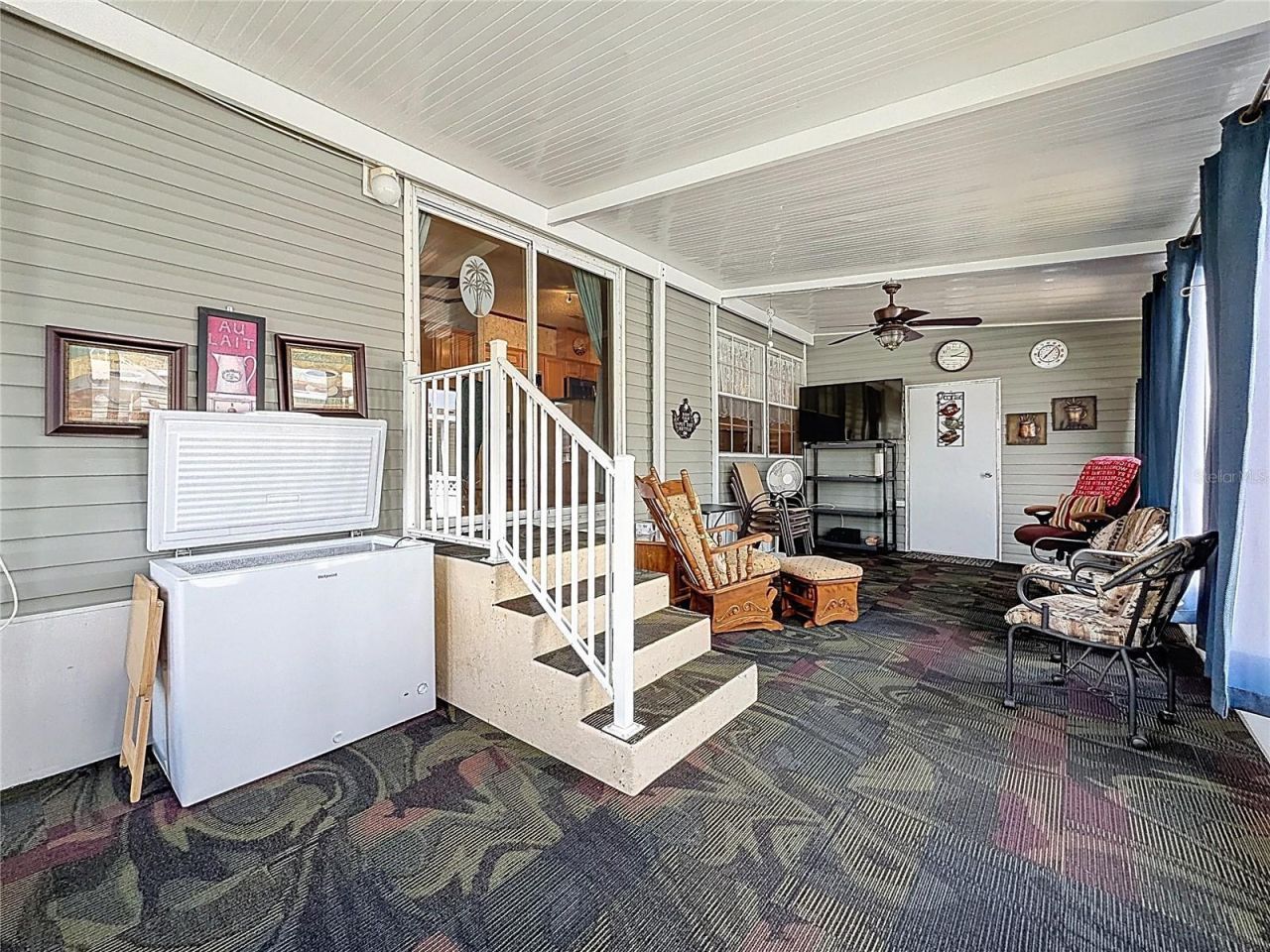 1658 Elkhart Circle, Tavares, FL 32778 Photo